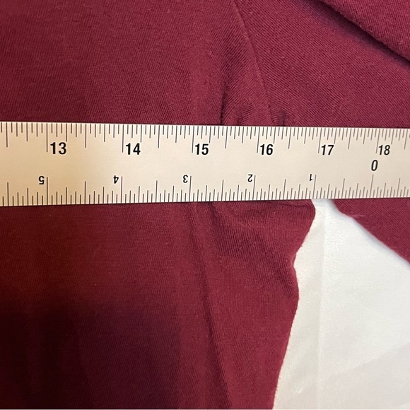 Croft & Barrow, Red, V-Neck, Long Sleeve Blouse, Size 1X - Picture 10 of 13